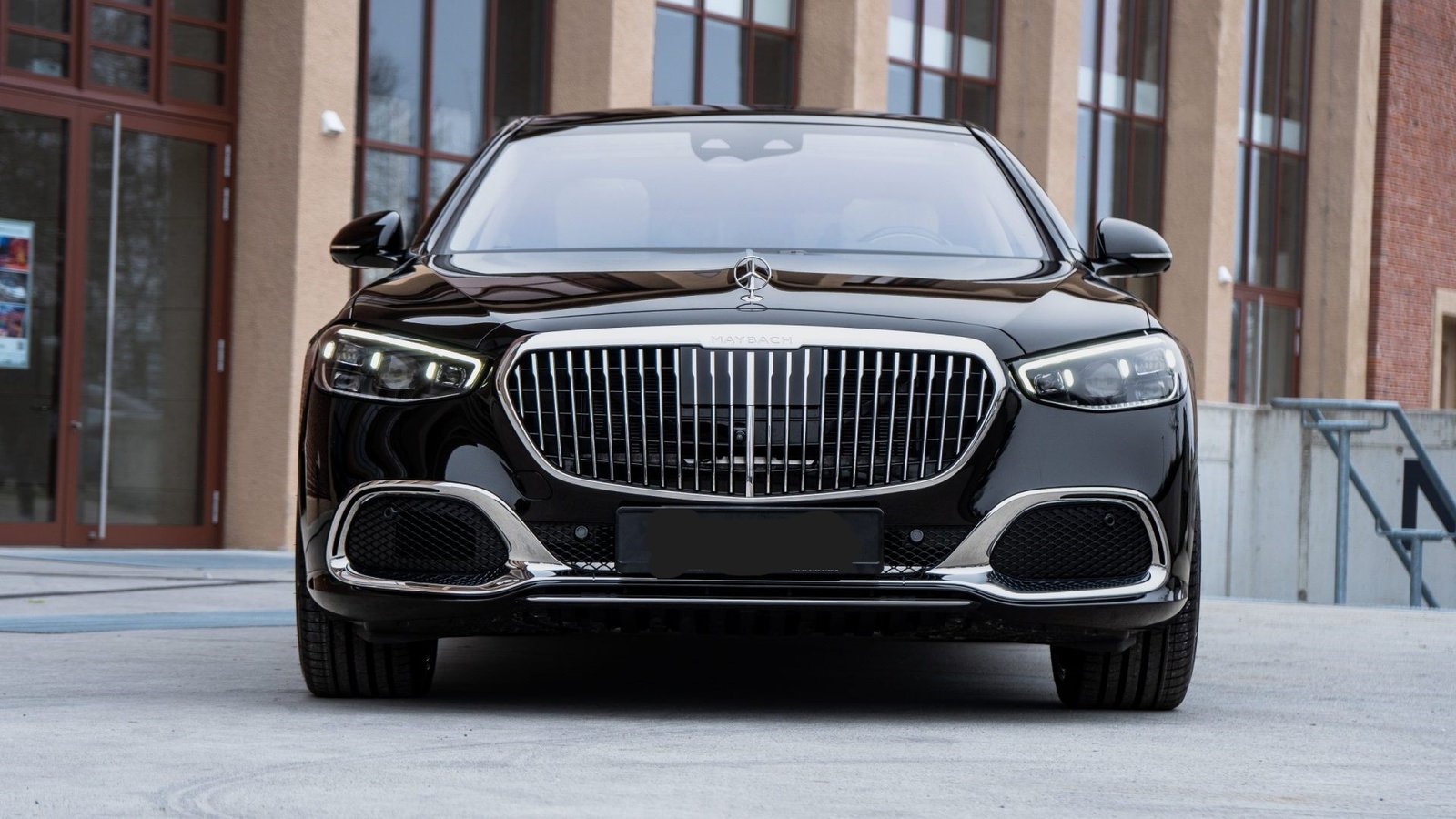 Mercedes-Benz-S-Class-Maybach